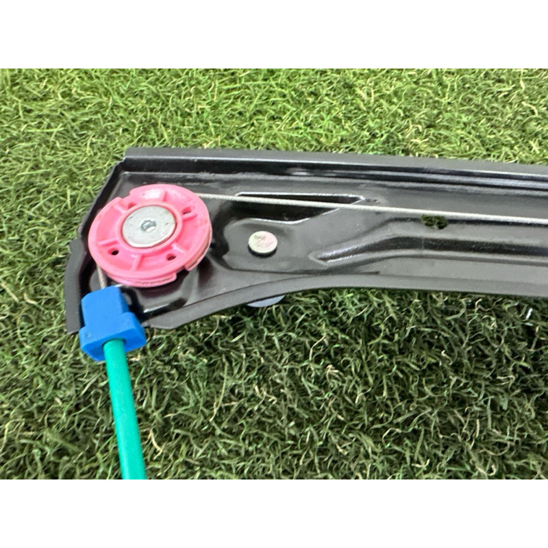 Механізм склопідйомника з мотором (кузов і елементи) BMW X1 F48 2018 2.0 51337434785