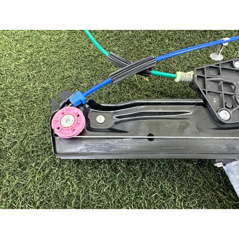 Механізм склопідйомника з мотором (кузов і елементи) BMW X1 F48 2018 2.0 51337434785