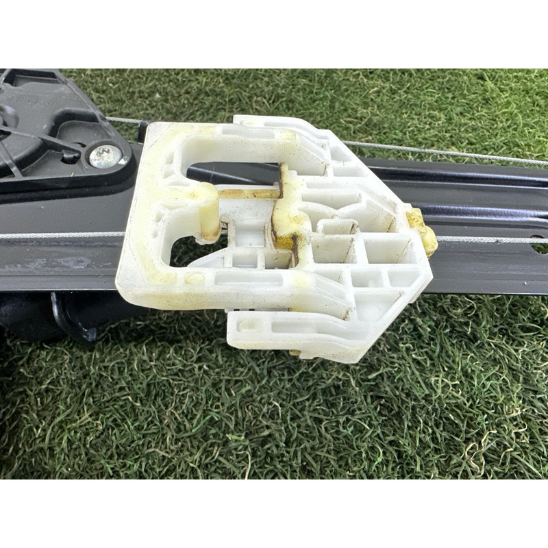 Механізм склопідйомника з мотором (кузов і елементи) BMW X1 F48 2018 2.0 51337434785