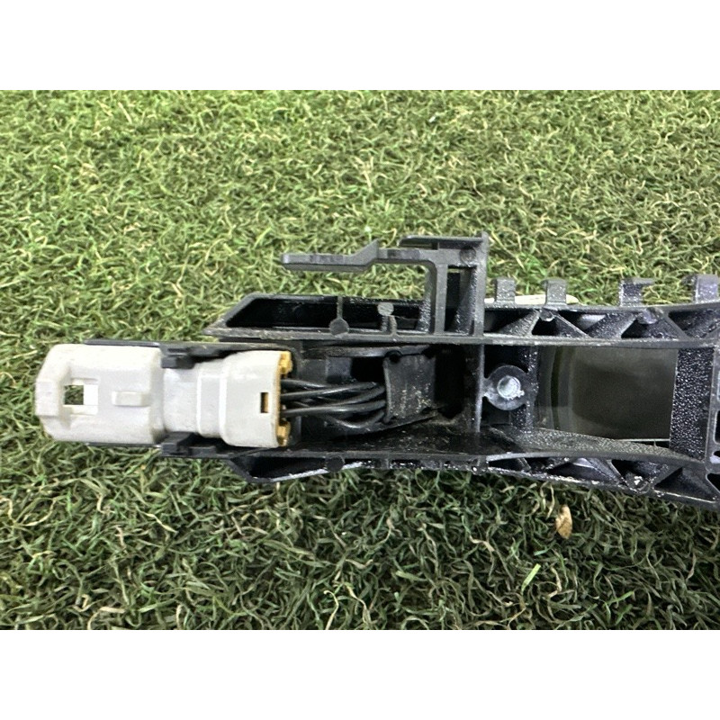 Ручка двери внешняя (кузов и элементы) LAND ROVER Range Rover Evoque L538 2015 2.0 LR061200