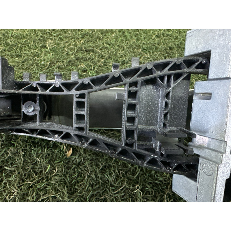 Ручка двери внешняя (кузов и элементы) LAND ROVER Range Rover Evoque L538 2015 2.0 LR061200