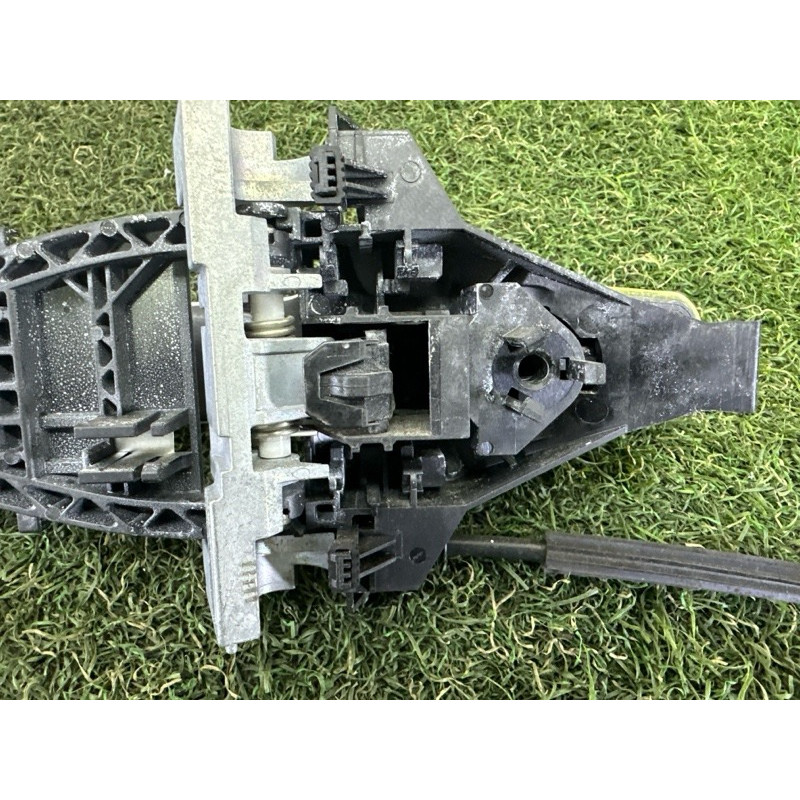 Ручка двери внешняя (кузов и элементы) LAND ROVER Range Rover Evoque L538 2015 2.0 LR061200