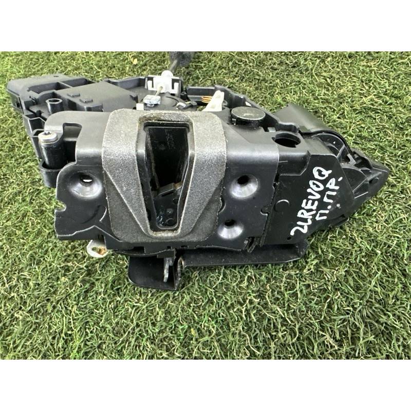 Замок двери (кузов и элементы) LAND ROVER Range Rover Evoque L538 2015 2.0 LR013800