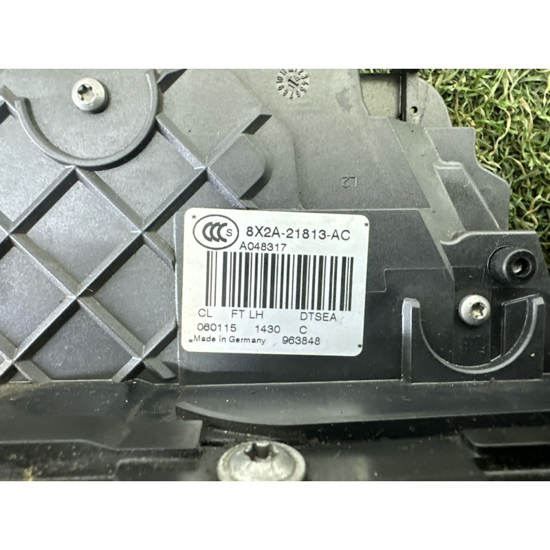 Замок двери (кузов и элементы) LAND ROVER Range Rover Evoque L538 2015 2.0 LR013801