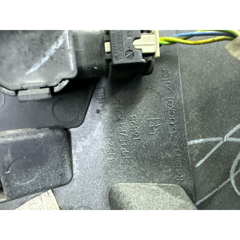 Бампер (наружные элементы кузова) LAND ROVER Range Rover Evoque L538 2015 2.0 LR058060