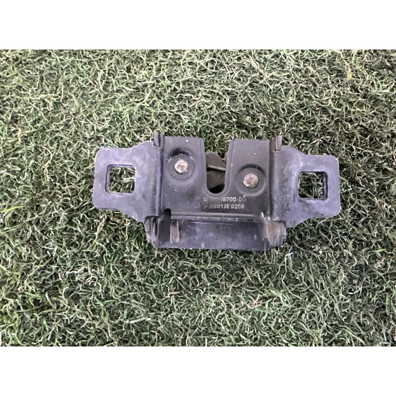 Замок капота (кузов и элементы) LAND ROVER Range Rover Evoque L538 2015 2.0 LR065339