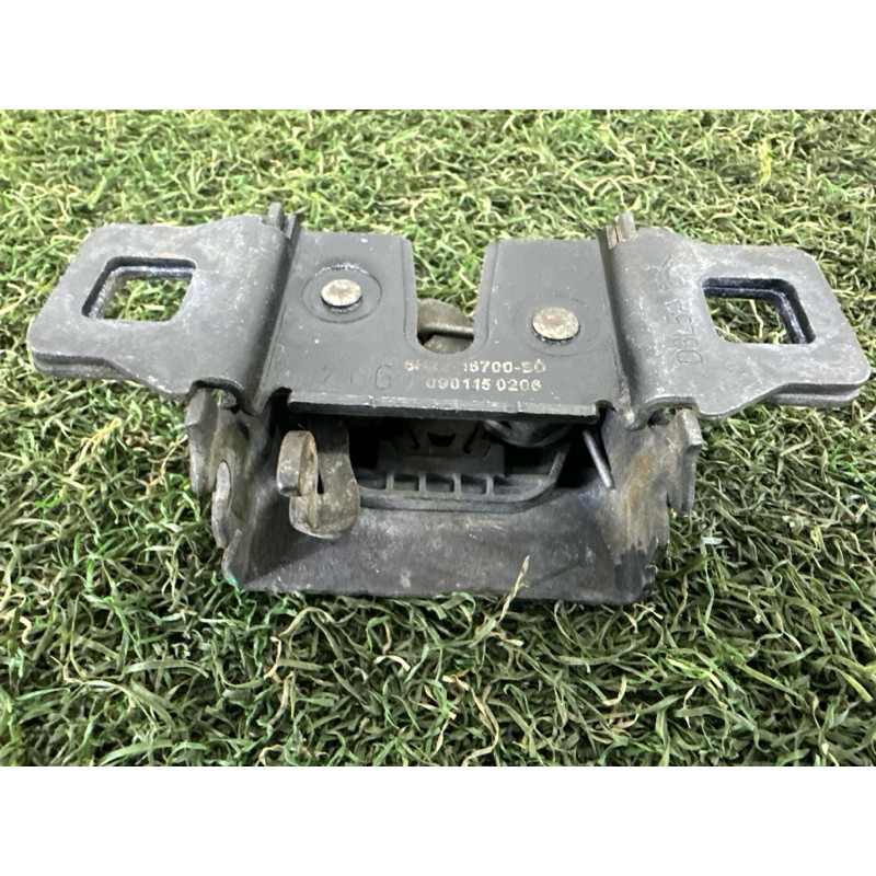 Замок капота (кузов и элементы) LAND ROVER Range Rover Evoque L538 2015 2.0 LR065339