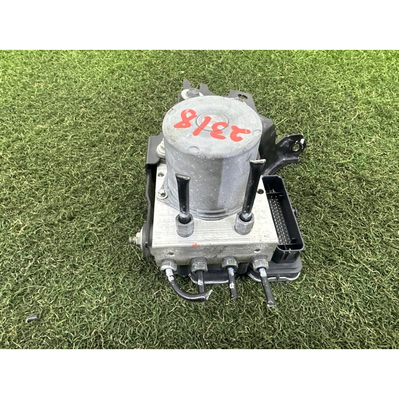 Блок ABS (гальмівна система) Nissan Rogue T33 2021 2.5 476606RA9D