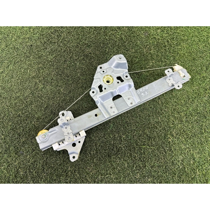 Механізм склопідйомника (кузов і елементи) Nissan Rogue T33 2022 1.5 827216RR0A