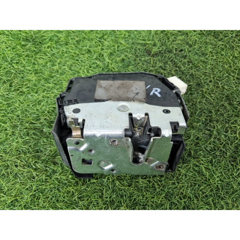 Замок двери (кузов и элементы) LAND ROVER FREELANDER L314 1999 1.8B ALR9787