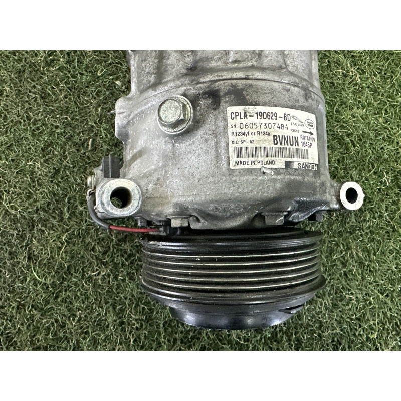 Компресор кондиціонера (отопление и кондиционирование) LAND ROVER Range Rover L405 2014 5.0 LR057692