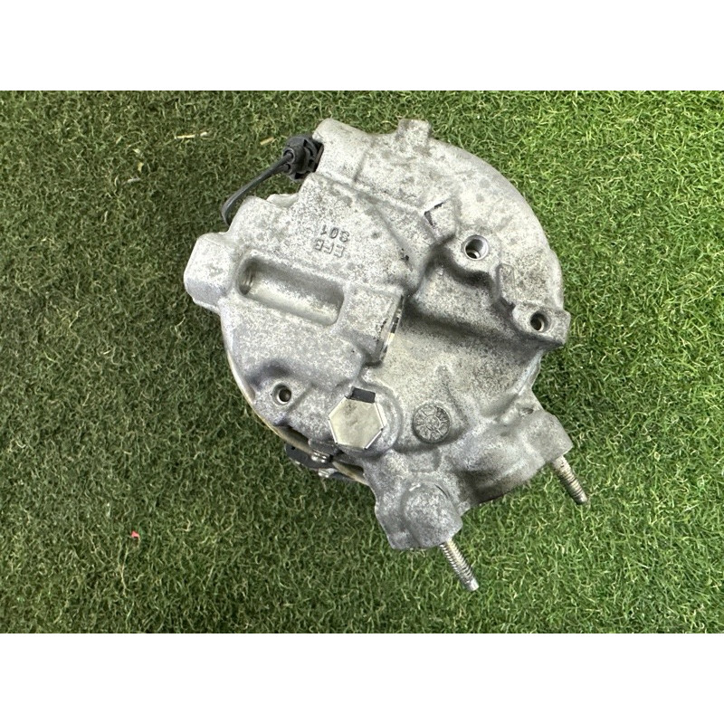 Компресор кондиціонера (отопление и кондиционирование) LAND ROVER Range Rover L405 2014 5.0 LR057692