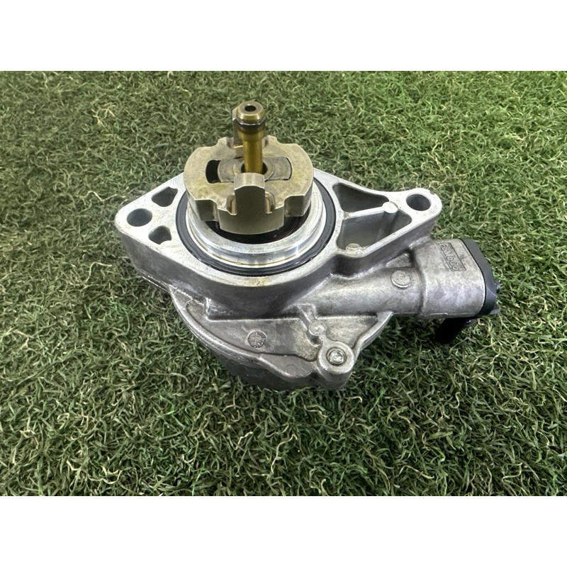 Вакуумный насос (тормозная система) LAND ROVER Range Rover L405 2014 5.0 LR082226