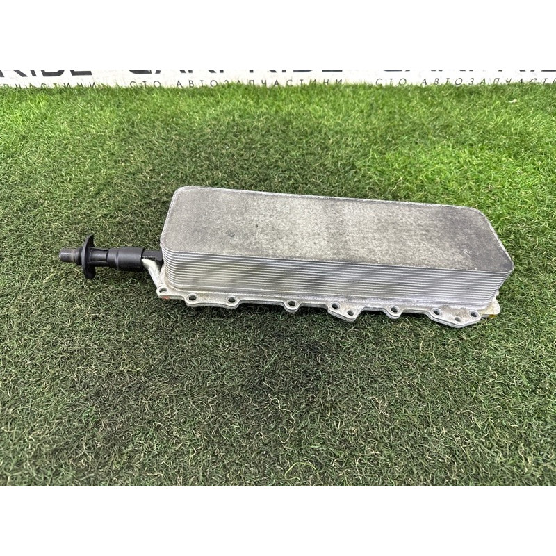 Теплообмінник масляного фільтра (двигатель и элементы) LAND ROVER Range Rover L405 2014 5.0 LR039821