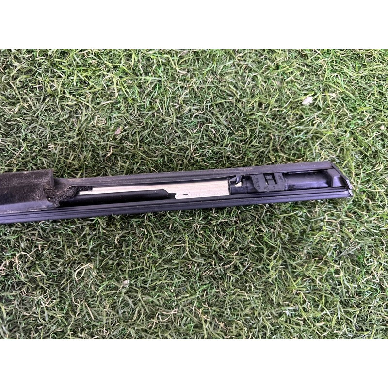 Молдинг скла (кузов і елементи) Nissan Rogue T33 2022 1.5 828206RA0A