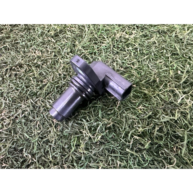 Датчик положения распредвала (электрика двигателя) LAND ROVER Range Rover L405 2014 5.0 LR014372