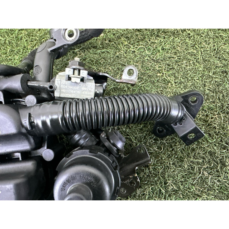 Повітряний резонатор (впускная система) LAND ROVER Range Rover L405 2014 5.0 LR049366