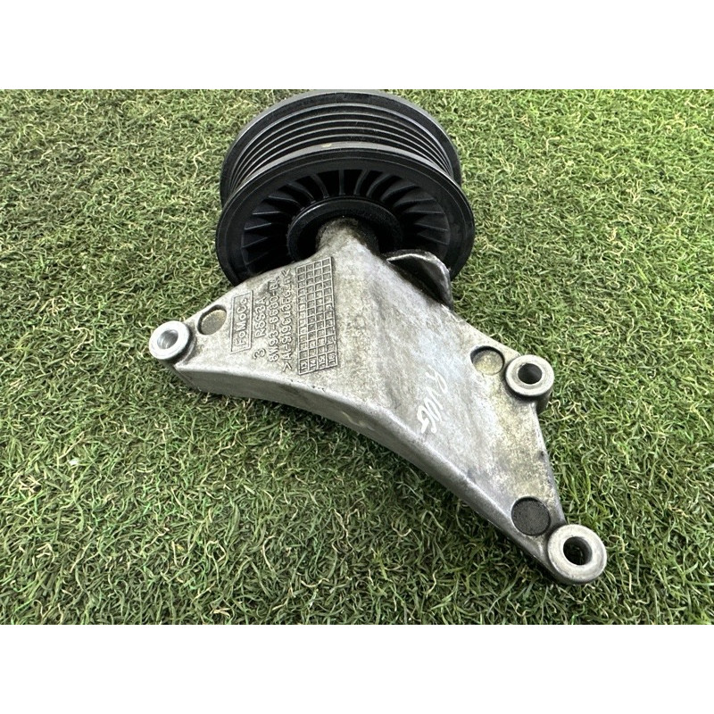 Ролик натяжний (двигатель и элементы) LAND ROVER Range Rover L405 2014 5.0 LR088321