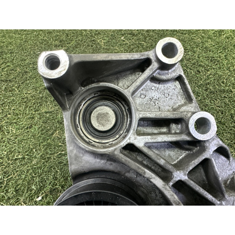 Натягувач приводного ременя (двигатель и элементы) LAND ROVER Range Rover L405 2014 5.0 LR035556