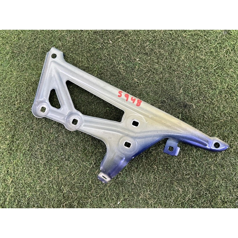 Кріплення крила (кузов і елементи) BMW X1 F48 2016 2.0 41007427130