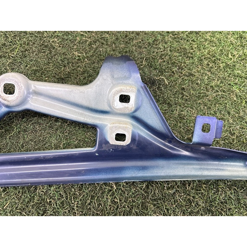 Кріплення крила (кузов і елементи) BMW X1 F48 2016 2.0 41007427130