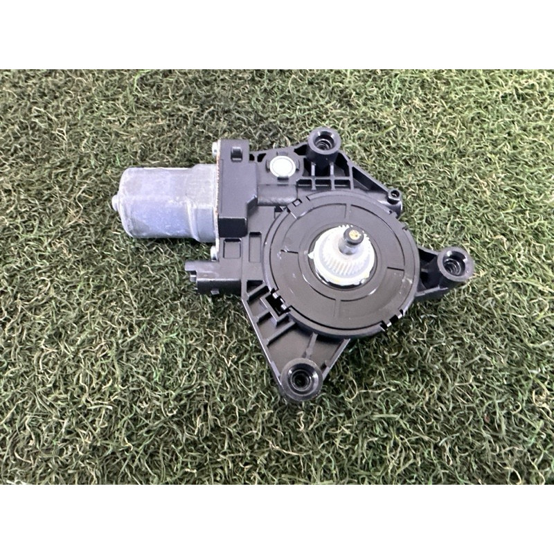 Мотор стеклоподъемника (электрика) Nissan Rogue T33 2022 1.5 807306RR0A