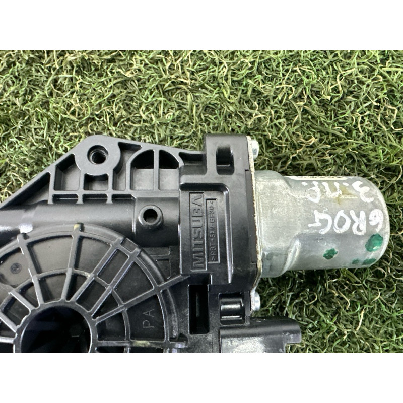 Мотор склопідйомника (електрика) Nissan Rogue T33 2022 1.5 807306RR0A