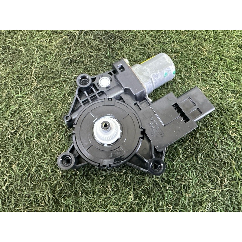 Мотор стеклоподъемника (электрика) Nissan Rogue T33 2022 1.5 807516RR1B