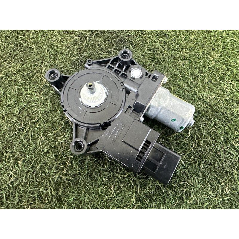 Мотор стеклоподъемника (электрика) Nissan Rogue T33 2022 1.5 807516RR1B
