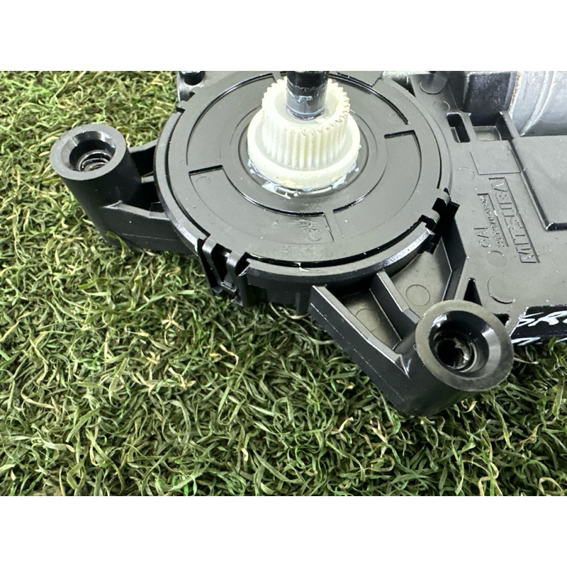 Мотор стеклоподъемника (электрика) Nissan Rogue T33 2022 1.5 807516RR1B