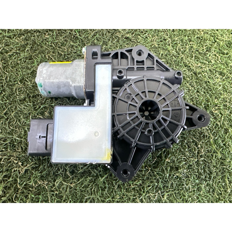Мотор стеклоподъемника (электрика) Nissan Rogue T33 2022 1.5 807516RR1B
