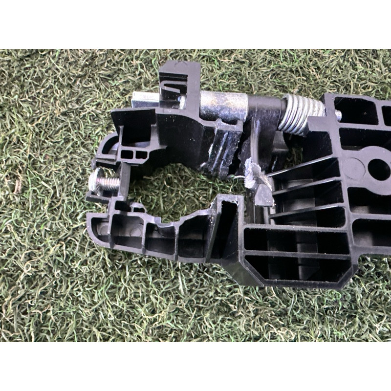 Кронштейн ручки двери (кузов и элементы) Nissan Rogue T33 2022 1.5 806116RR0A