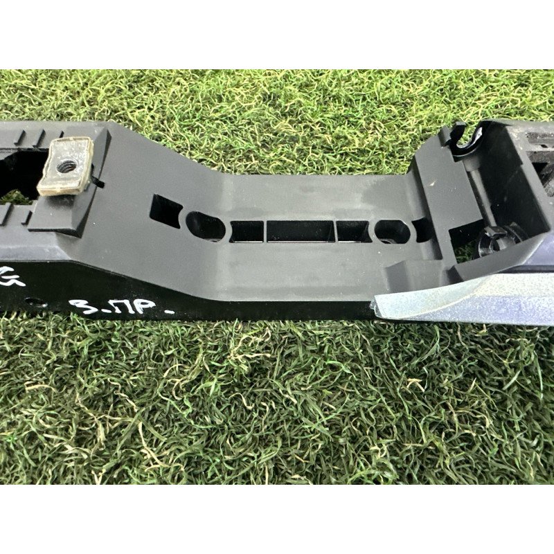 Кронштейн ручки двери (кузов и элементы) Nissan Rogue T33 2022 1.5 826106RR0A