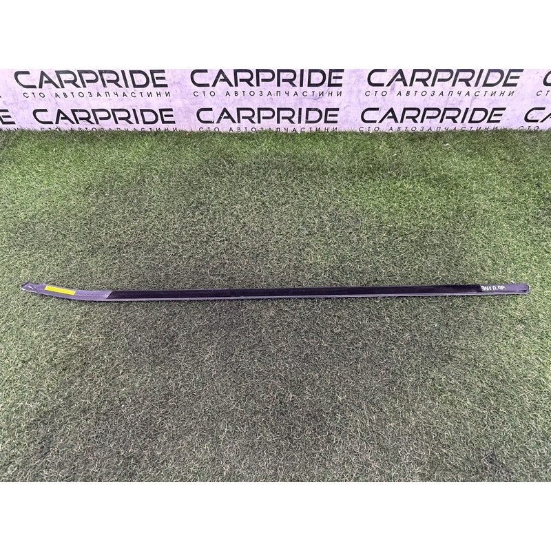 Молдинг скла (кузов і елементи) BMW X1 F48 2016 2.0 51337352442