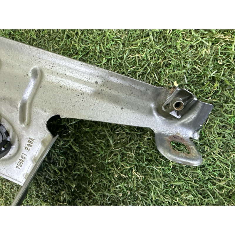 Крепление крыла (кузов и элементы) BMW X3 F25 2013 2.0 41357267328
