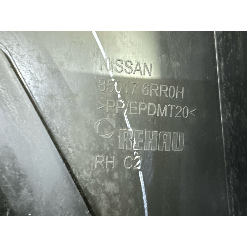 Кут бампера (кузов і елементи) Nissan Rogue T33 2022 1.5 850166RR0H