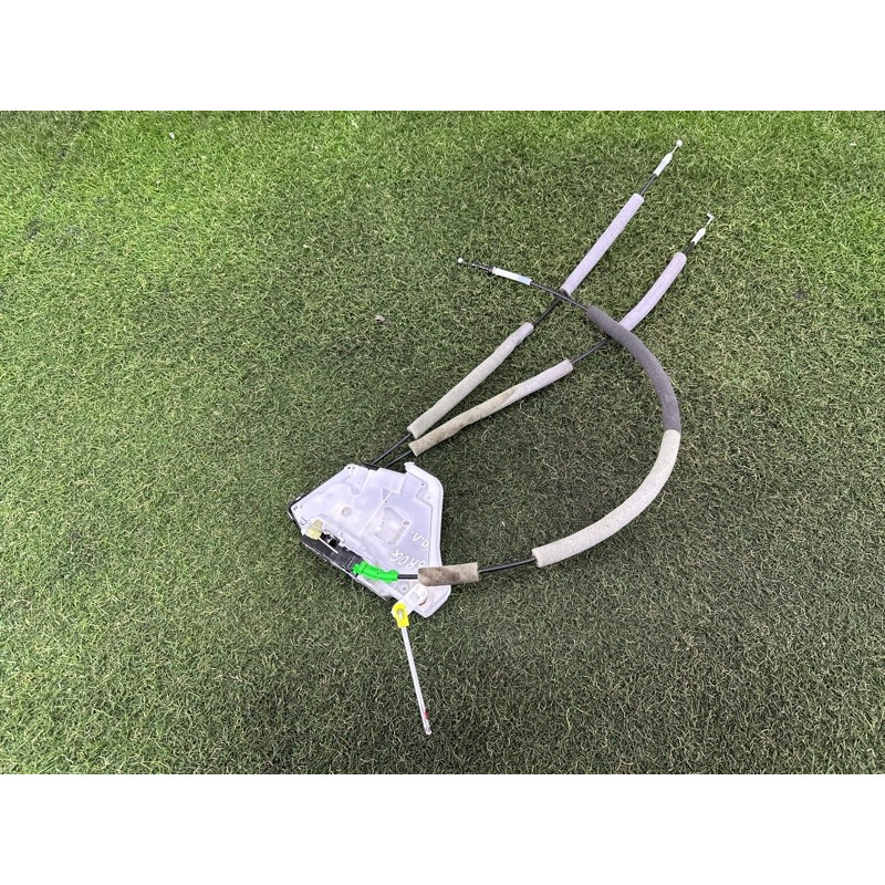 Замок двери (кузов и элементы) Nissan Rogue T33 2022 1.5 805016RR0A