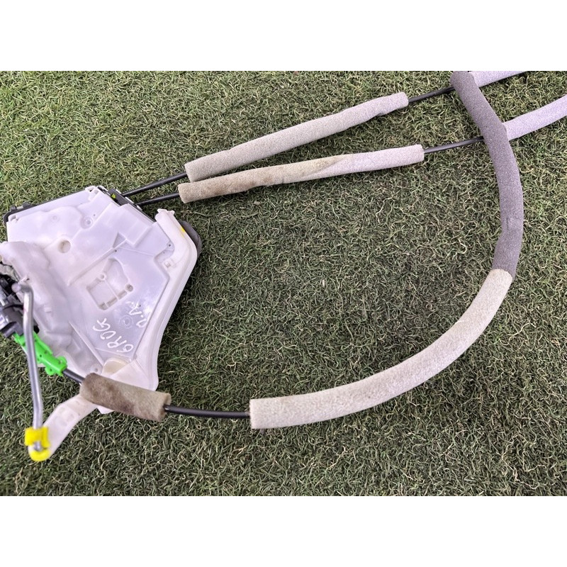 Замок двери (кузов и элементы) Nissan Rogue T33 2022 1.5 805016RR0A