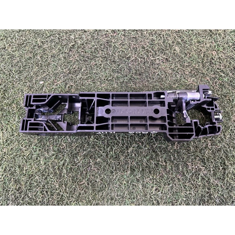 Кронштейн ручки двери (кузов и элементы) Nissan Rogue T33 2022 1.5 806106RR0A