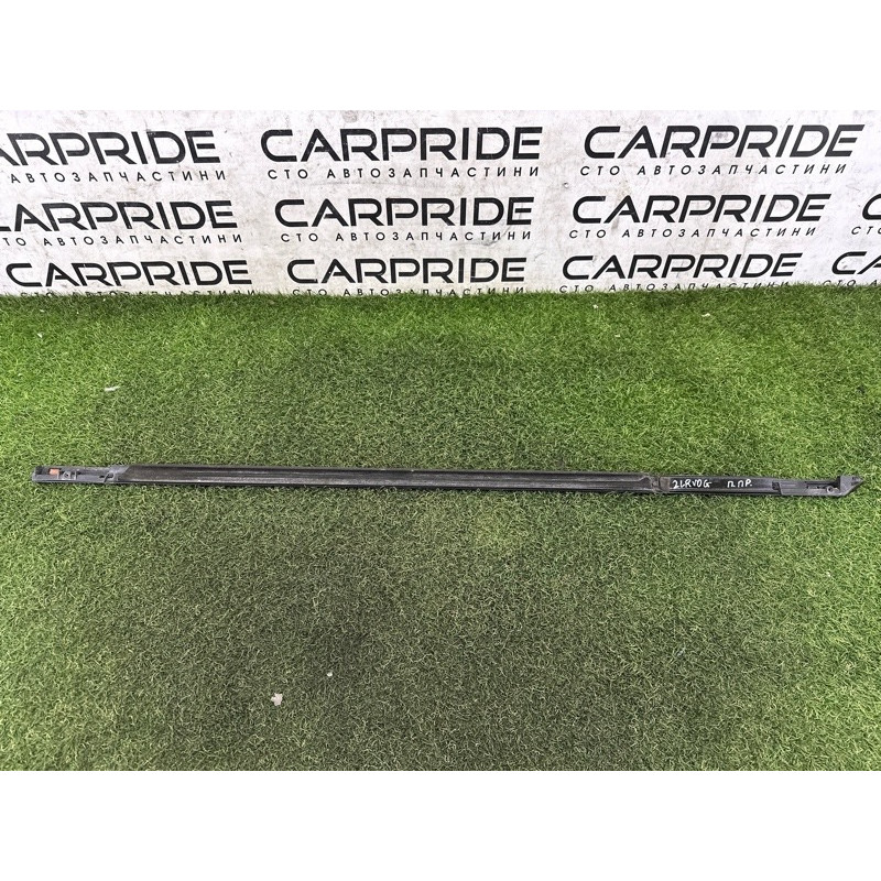 Молдинг скла (кузов и элементы) LAND ROVER Range Rover L405 2014 5.0 LR034033