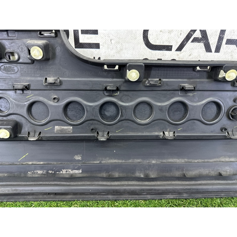 Накладка двері зовнішня (кузов и элементы) LAND ROVER Range Rover L405 2014 5.0 LR048804