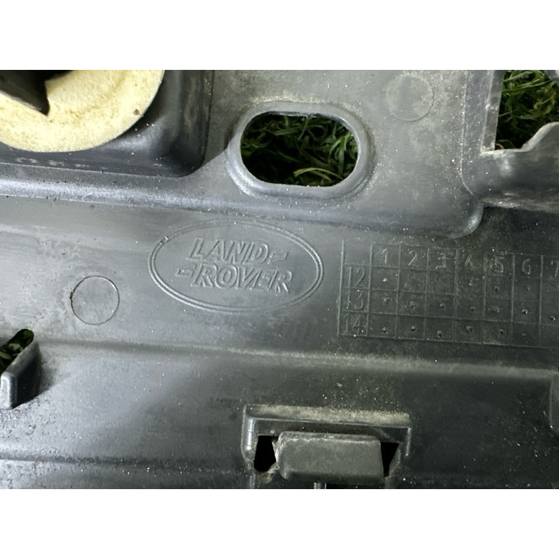 Накладка двері зовнішня (кузов и элементы) LAND ROVER Range Rover L405 2014 5.0 LR048804