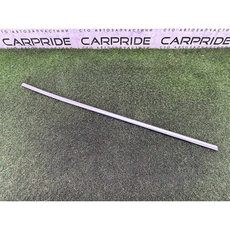 Молдинг скла (кузов і елементи) BMW X1 F48 2016 2.0 51357362234
