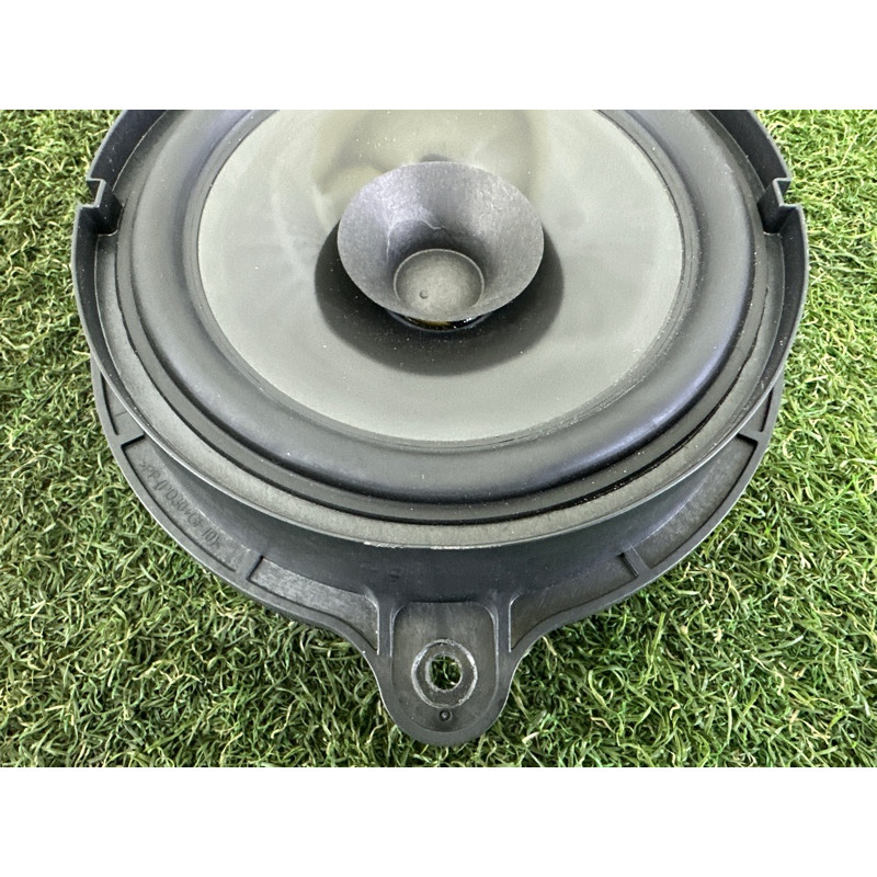 Динамик (электрика) Nissan Rogue T33 2022 1.5 281566RR0A