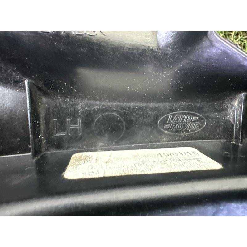Кронштейн датчика слепых зон (кузов и элементы) LAND ROVER Range Rover Evoque L538 2015 2.0 LR048700