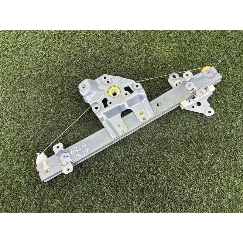 Механизм стеклоподъемника (кузов и элементы) Nissan Rogue T33 2022 1.5 827206RR0A