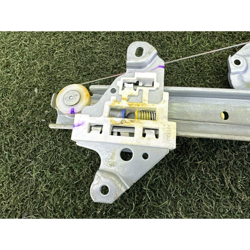 Механизм стеклоподъемника (кузов и элементы) Nissan Rogue T33 2022 1.5 827206RR0A