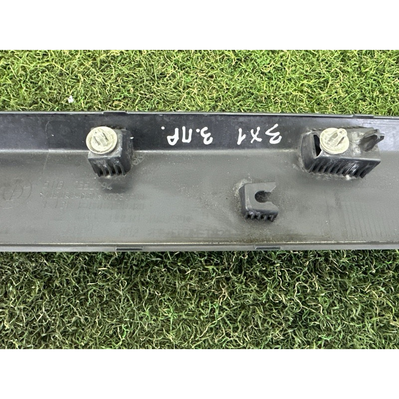 Накладка двері зовнішня (кузов і елементи) BMW X1 F48 2016 2.0 51137352094