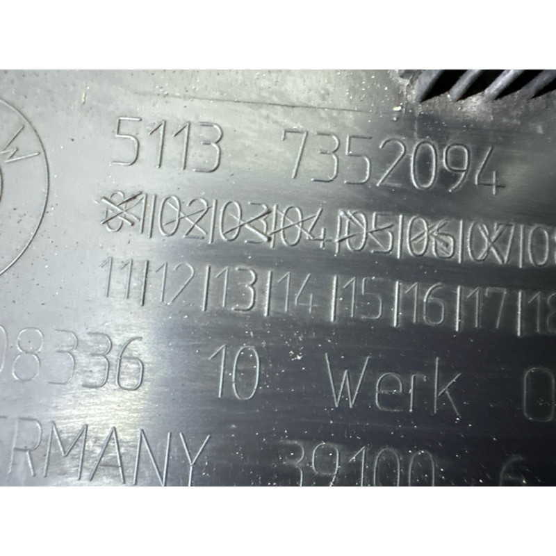 Накладка двері зовнішня (кузов і елементи) BMW X1 F48 2016 2.0 51137352094