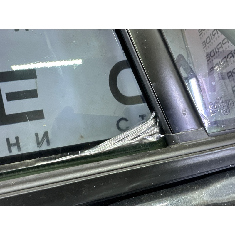 Двері (зовнішні елементи кузова) Volkswagen Touareg NF 2013 3.6 CGRA 7P0831055